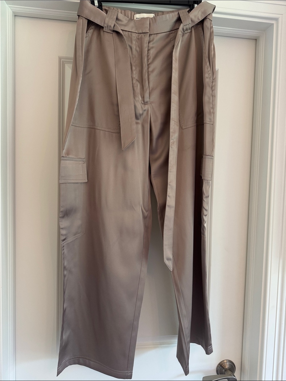 Abercrombie & Fitch Taupe Satin Cargo Wide-Leg Crop Pants with Tie Belt